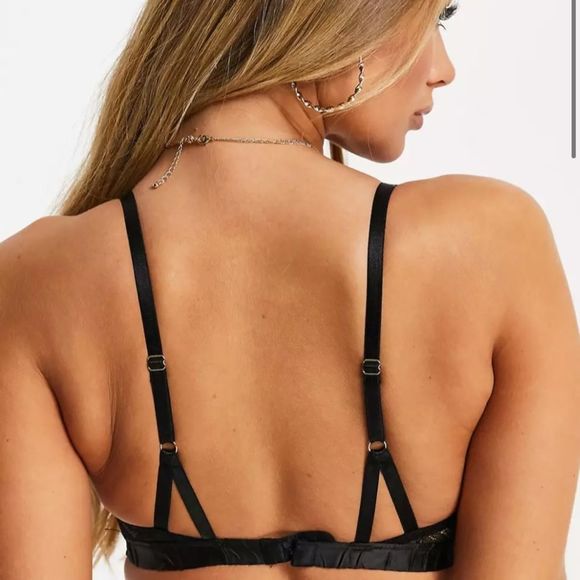 ASOS DESIGN satin underboob bralette in black size 2 - Picture 3 of 6